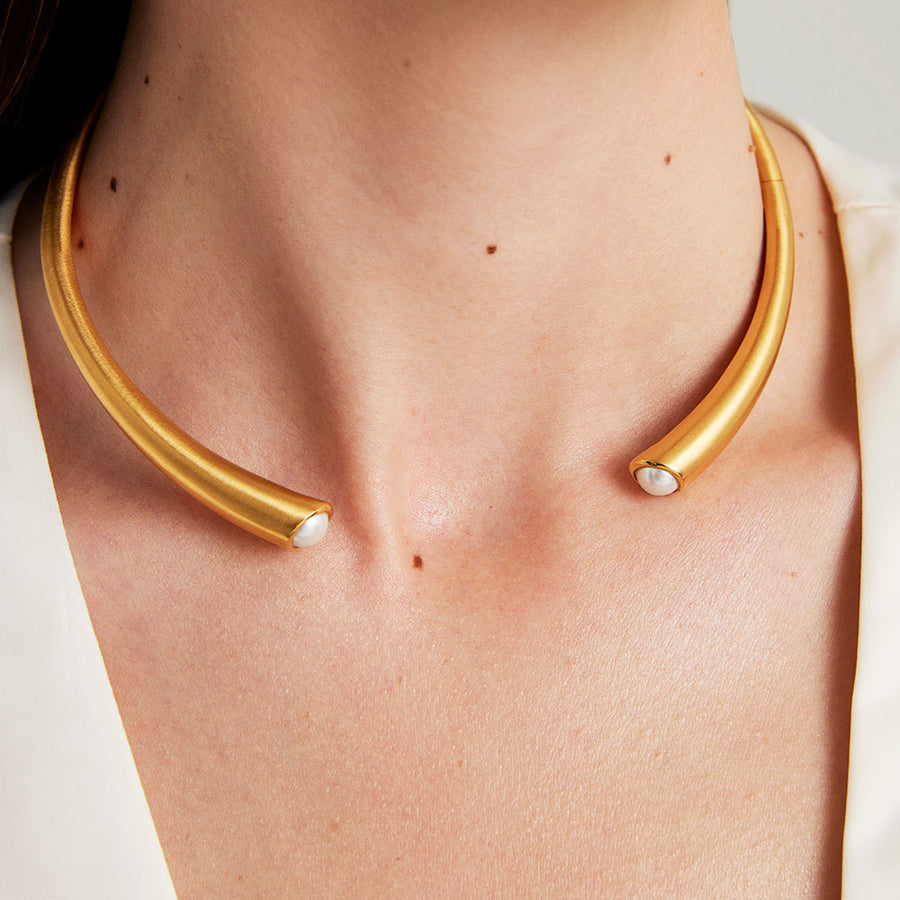 Knockout Collar Necklace